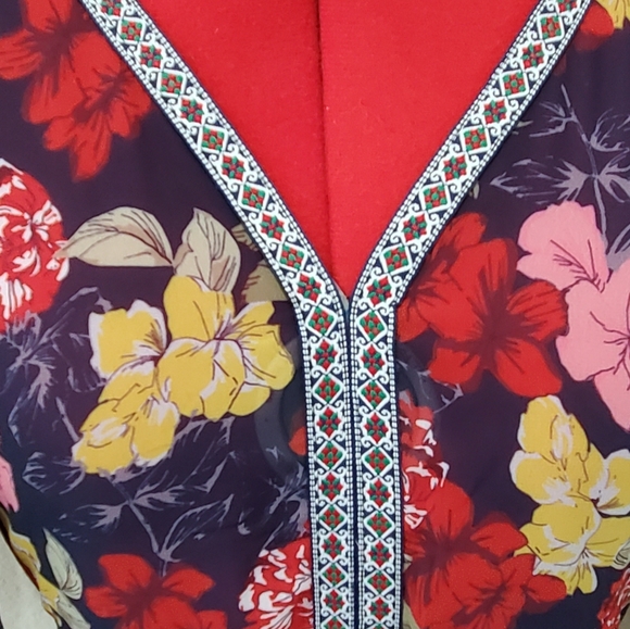 NWT Kaimilan floral dress - Picture 4 of 7